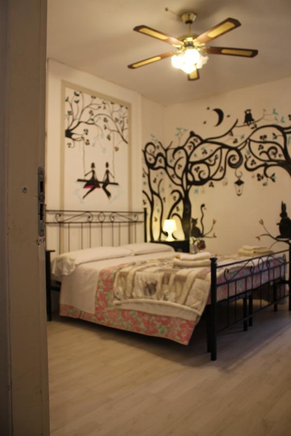 Al 68 Di Piazza Cavour Bed and Breakfast Neapel Exteriör bild