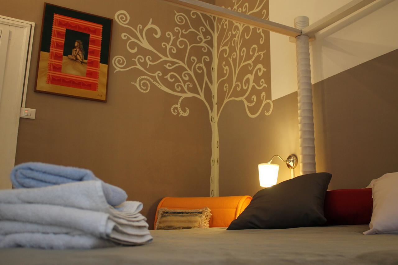Al 68 Di Piazza Cavour Bed and Breakfast Neapel Exteriör bild