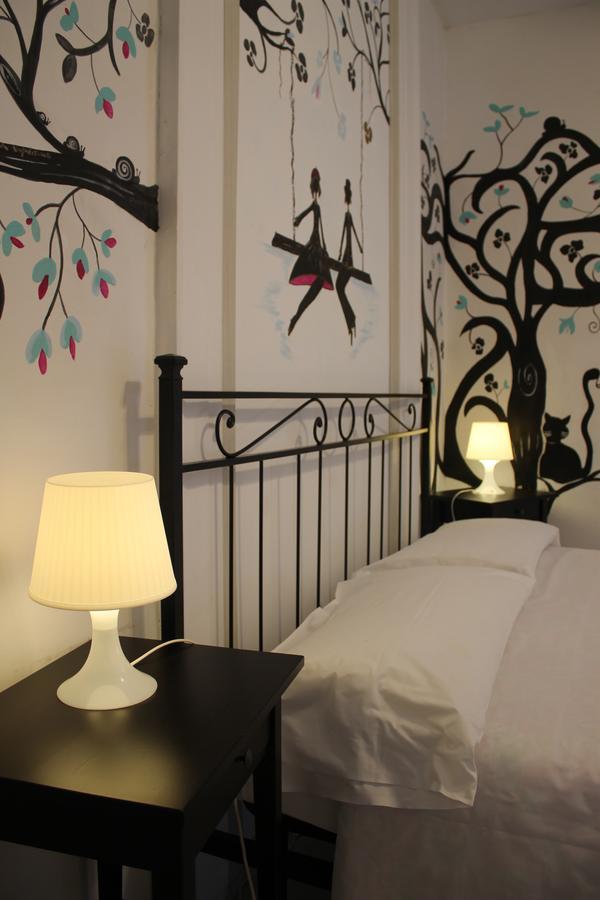 Al 68 Di Piazza Cavour Bed and Breakfast Neapel Exteriör bild